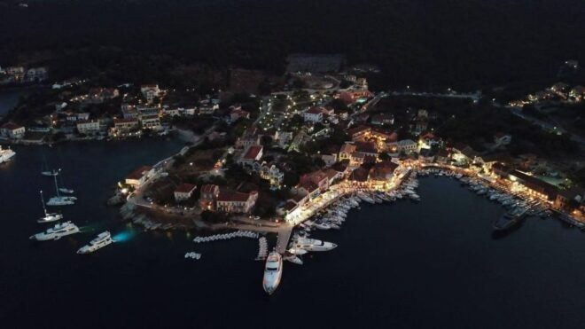 Kefalonia: Sunset Tour and Fiskardo by Night - Language and Pickup