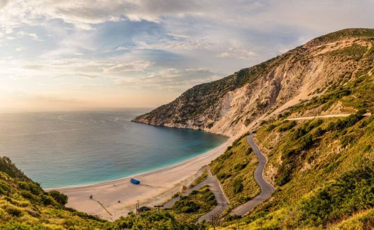 Kefalonia: The Caves & Myrtos beach - Real Traveler Perspectives