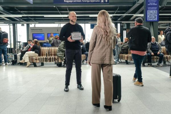 Keflavik Airport: One-Way Private Transfer To/From Reykjavik - Efficient Transfers