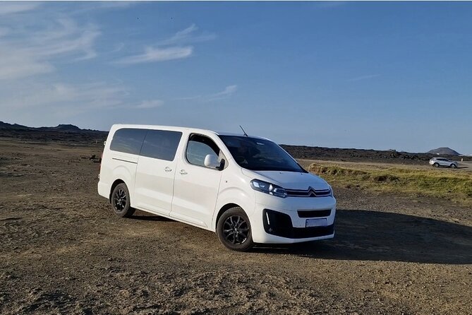 Keflavik Airport Private Transfer Round Trip - Booking Confirmation and Accessibility Details