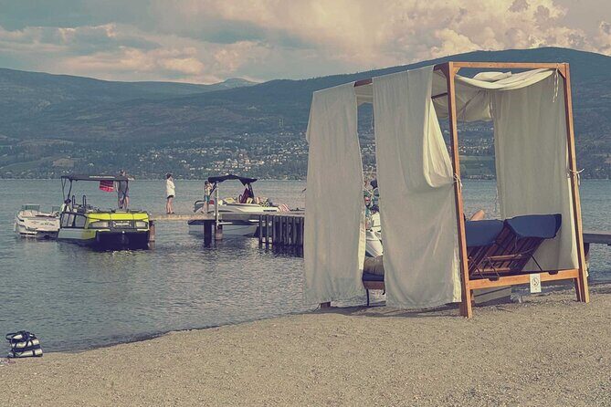 Kelowna Boat Hire Waves and Wines Boat Tour - Authentic Insights from Reviews  