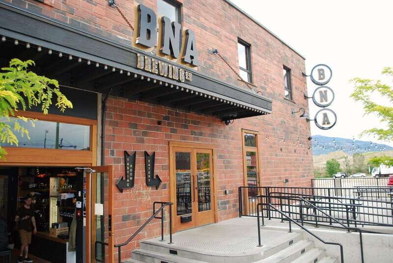 Kelowna: Craft Beer Hop Guided Tour - An In-Depth Look at the Kelowna Craft Beer Hop  