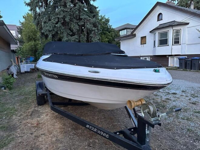 Kelowna: Four Winns H180 Speed Boat Rental - Experience Highlights