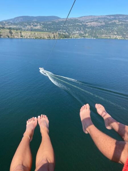 Kelowna: Group Parasailing Tour and Boat Ride - Memorable Experiences