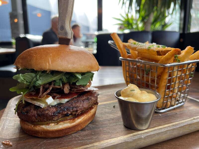 Kelowna: Ultimate Kelowna Food Tour - Breakdown of the Stops