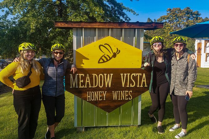 Kelowna Wine Tour on an E-Bike With Lunch - Hosts Responses and Additional Information