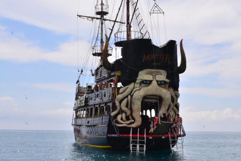 Kemer Bays Party Boat Experience from Antalya with Lunch - Lunch, DJs, and the Foam Party