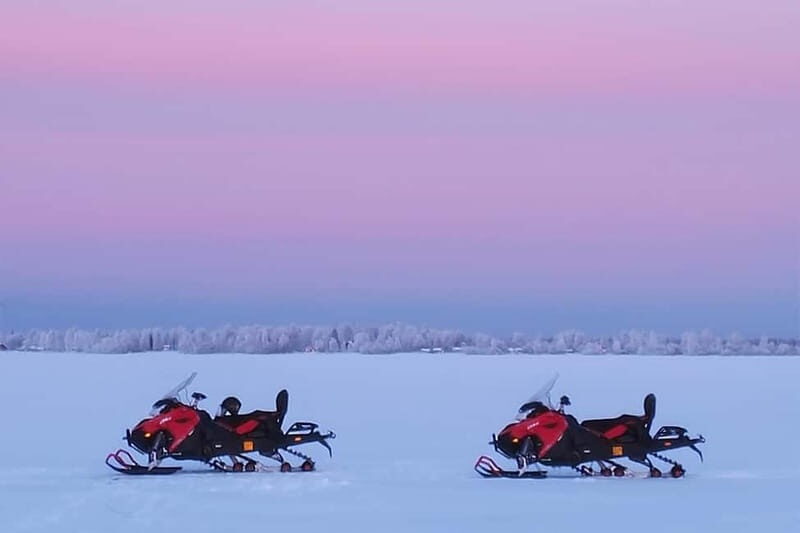 Kemi-Tornio: Sunrise snowmobile safari - An Authentic Arctic Adventure on the Frozen Sea