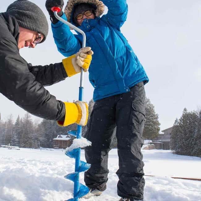 Kemijärvi: Insider Ice Fishing Experience - The Secluded Arctic Lake: A Peaceful Escape