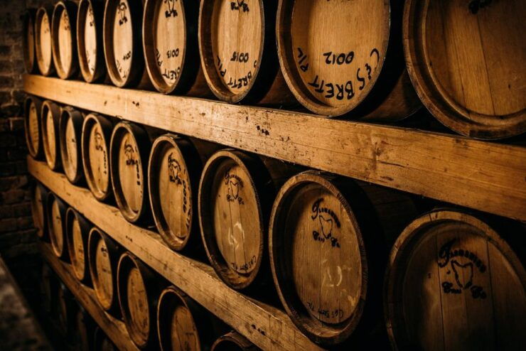 Kempton: Craft Distillery Tour With Gin & Whisky Tasting - Distillery Experience