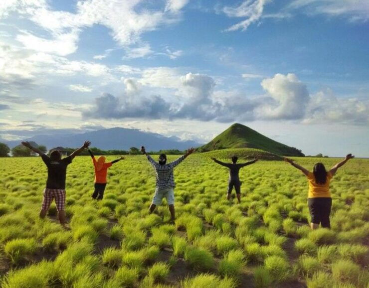 Kenawa Island One Day Tour Package (Start Lombok) - Experience Highlights