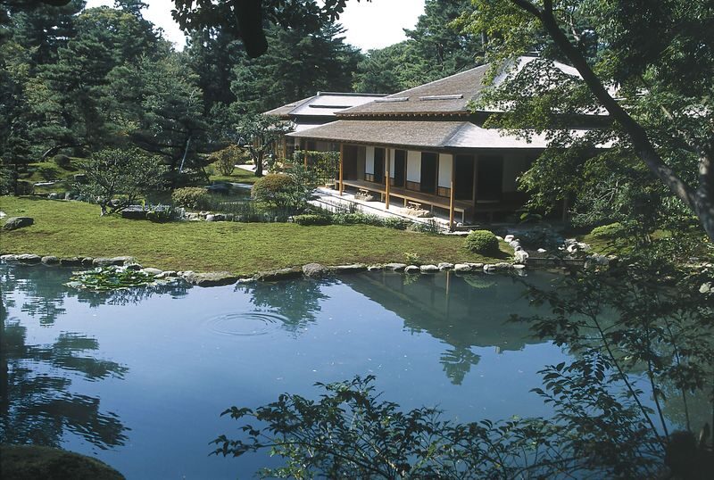 Kenrokuen Garden Admission Ticket - Should you book this ticket?