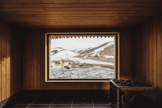 Kerlingarfjöll: Highland Baths Admission - Dining and Meal Options