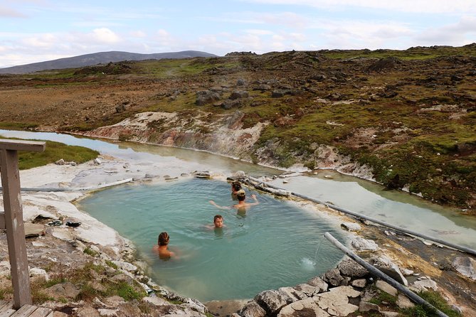Kerlingarfjöll Highlands Day Tour in a 4X4 From Akureyri - Pickup and Transportation Details