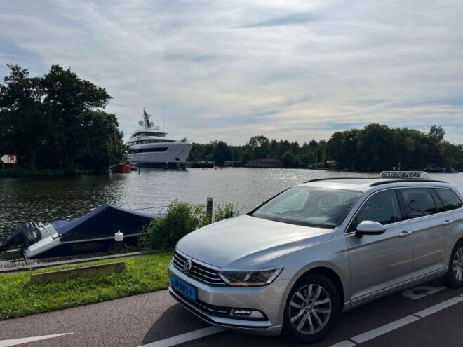 Keukenhof: Private Keukenhof Tour With Guide - The Sum Up