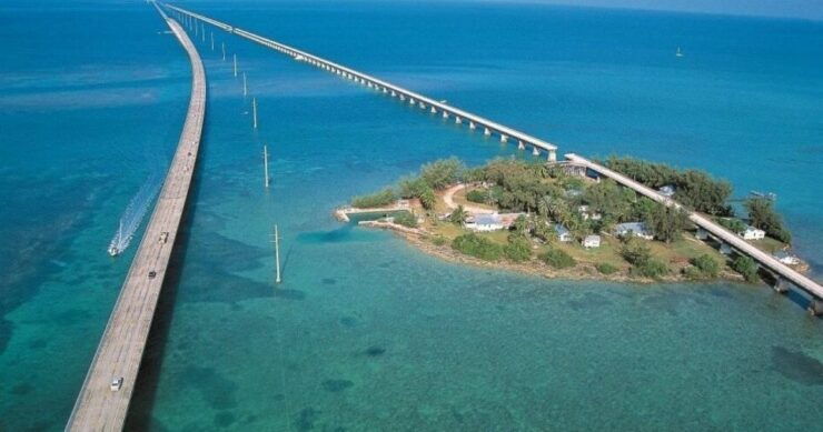 Key West Tour: The Conch Republic Come Alive - Scenic Drive Through Florida Keys