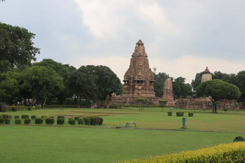 Khajuraho: Western Group of Temples Guided Walking Tour - The Itinerary in Detail