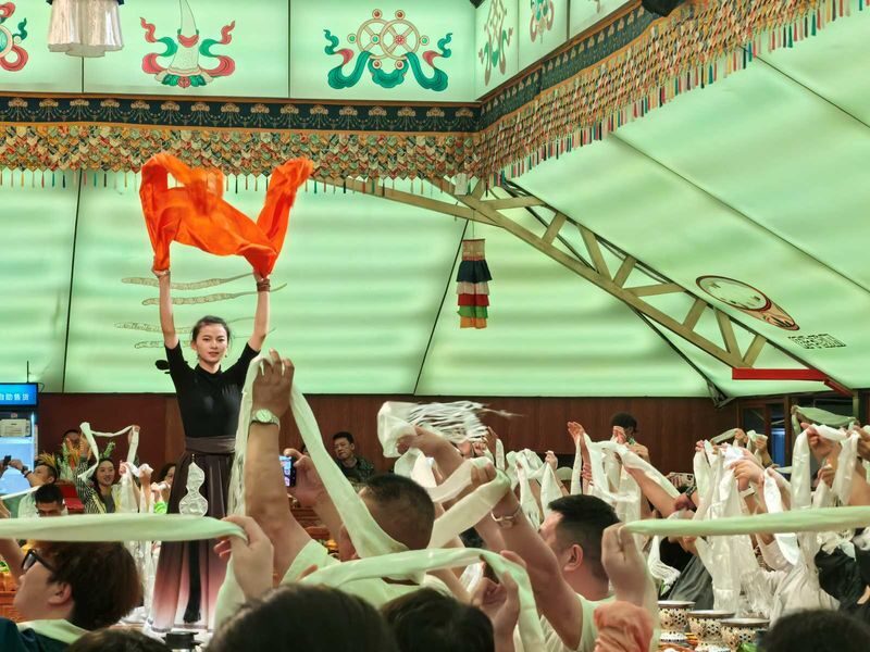 Khampa Noble Family Feast, Shangri-La, Yunnan - The bonfire, weather permitting
