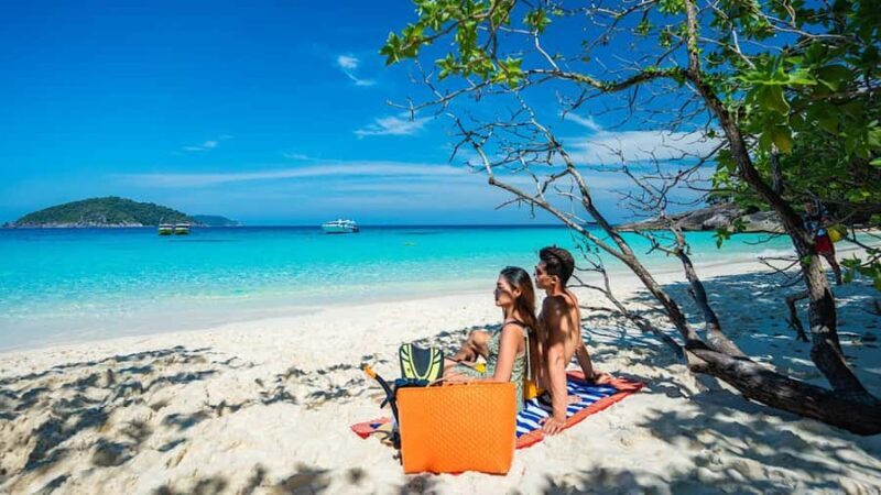 Khao Lak : Similan Islands Speed Catamaran Premium Morning - The Return Journey and Final Relaxation