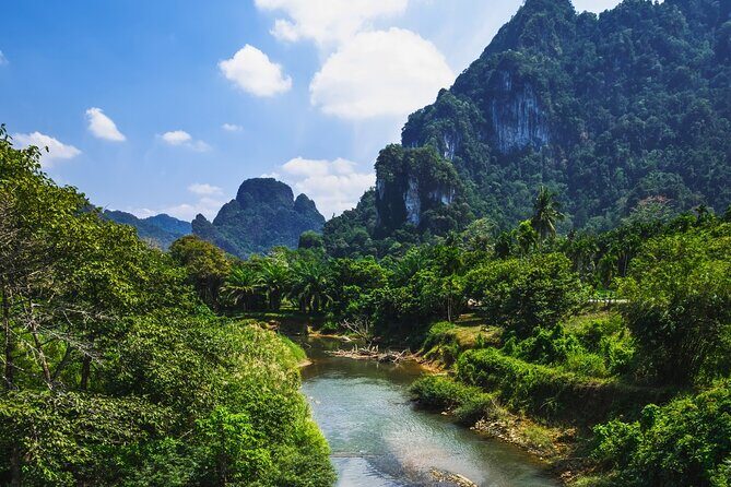 Khao Sok National Park & Samet Nangshe Private Tour from Phuket - FAQ