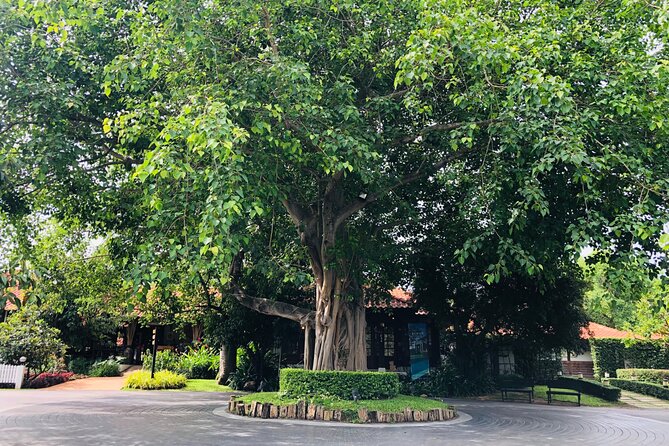 Khao Yai Private Tour From Bangkok - Exploring Primo Piazza