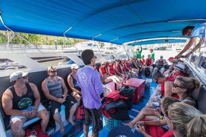 Khaolak: Early Bird to Phi Phi Island & Maya Bay With Lunch - Early Departure and Avoiding Crowds