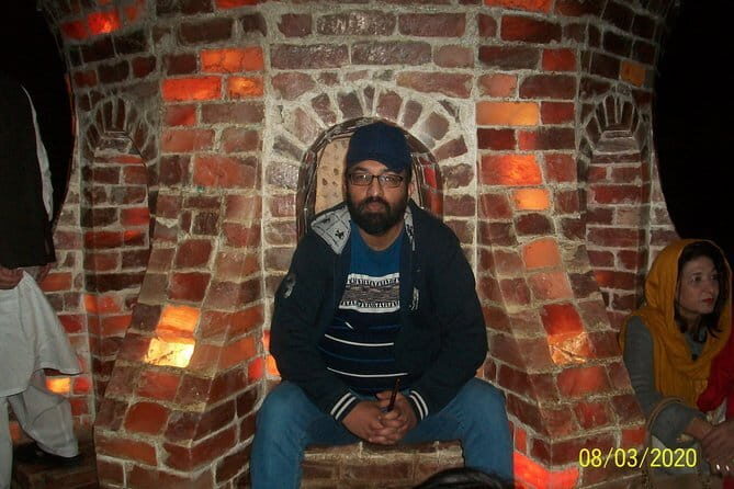 Khewra Salt Mines & Katas Raj Temple One Day Guided Tour - Discovering the Khewra Salt Mines: A Natural Wonder