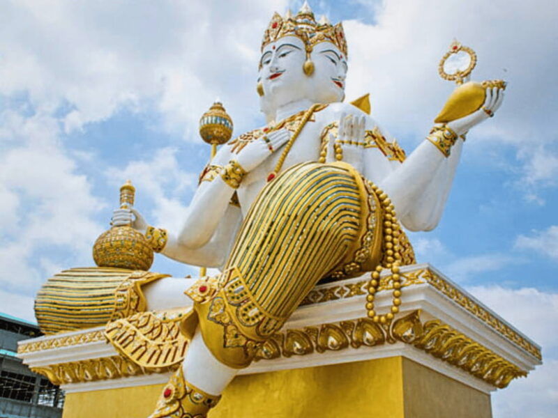 Khlong Khuean Shri Ganesh Park & 100-Year-Old Ban Mai Market - Good To Know