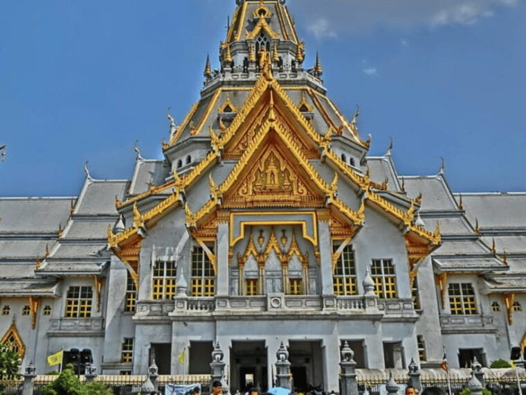 Khlong Khuean Shri Ganesh Park & 100-Year-Old Ban Mai Market - Wat Sothon Wararam Worawihan
