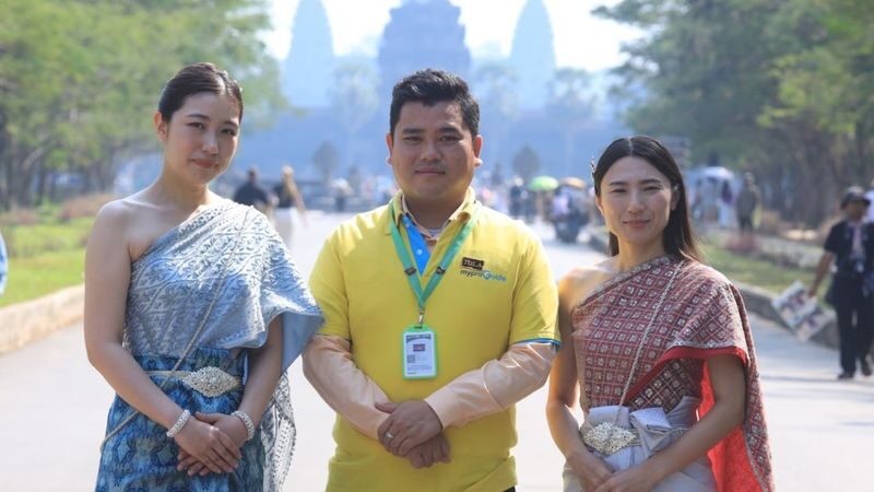 Khmer Traditional Costume Experience at Angkor Wat - Timing, children, and booking details