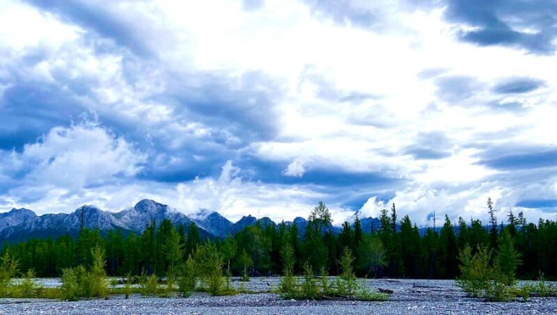 Khuvsgul Lake & Tsaatan Reindeer Herders Tour - The Scenic Wonders of the Unfrozen and Dramatic Landscapes