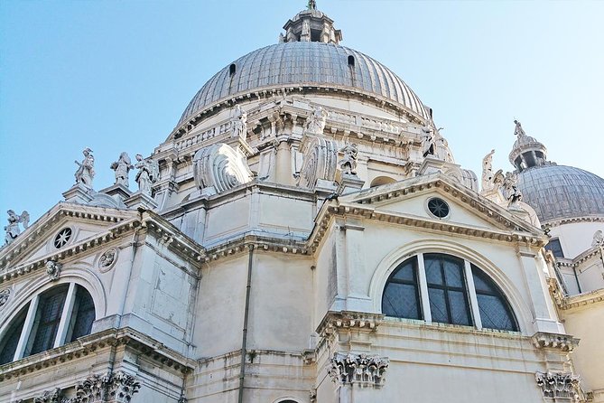 Kid-Friendly Guided Tour of Venice Accademia Galleries & St Maria Della Salute - Tour Highlights