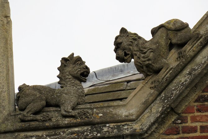 Kid-Friendly Hampton Court Palace Tour in London With Blue Badge Guide - Highlights of the Tour