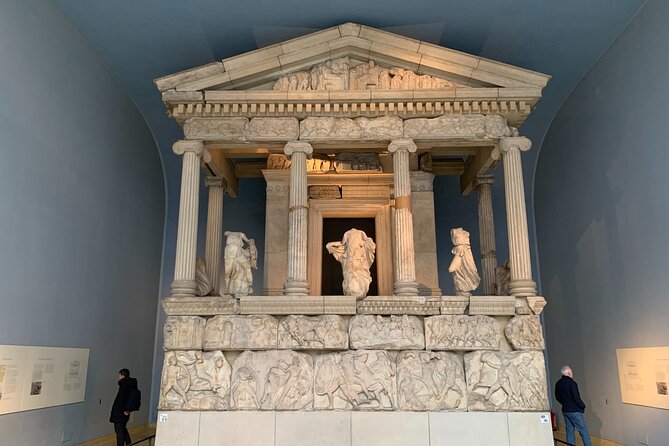 Kid-Friendly London British Museum Private Tour With Egyptian & Greek Sections - Meeting Point