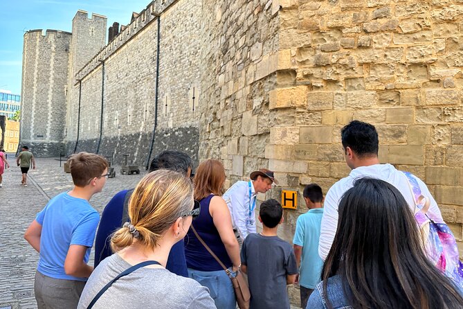 Kid-Friendly Private Tower of London Tour With Blue Badge Guide - Tour Details and Highlights