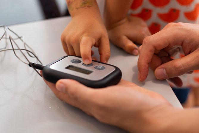 Kids in the Kitchen - MaCaRoN - Macaron Baking Tips for Families