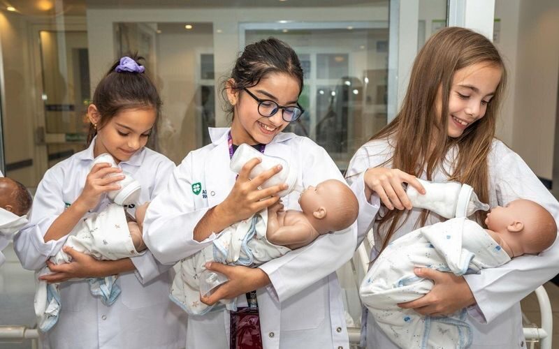 KidZania Dubai Ticket - Timing, Crowds, and the Dubai Mall Setting
