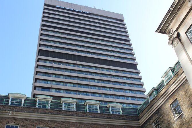 Killing Eve Self Guided Audio Tour of London - Exclusive Trivia and Facts Included