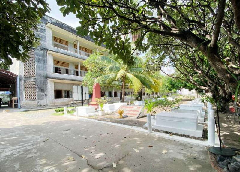 Killing Fields and Toul Sleng S21 Museum Half-Day Tours - Practical Details & Tips for Your Visit