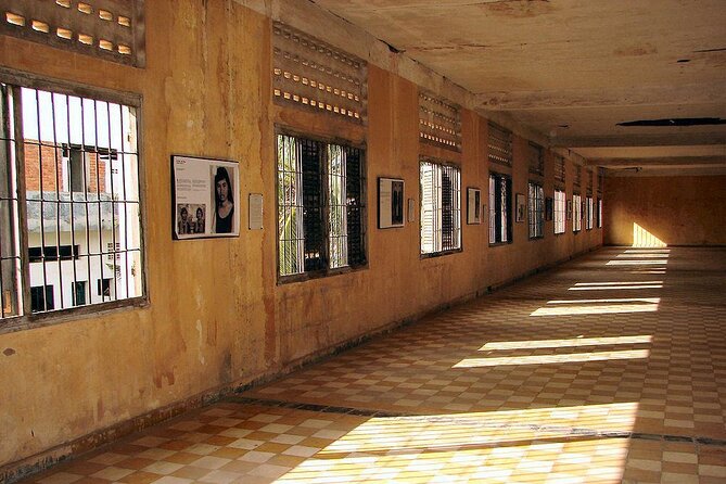 Killing Fields & Toul Sleng Genocide Museum Tickets With Tuk Tuk - Tuk Tuk Directions and Logistics