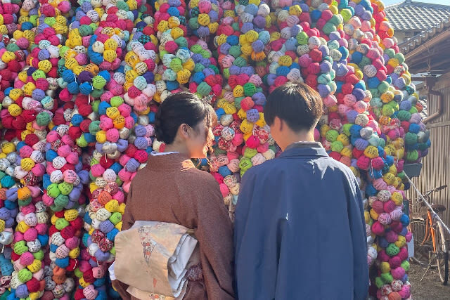 Kimono Rental by Karen Kyoto Fushimi Inari - Getting dressed near Fushimi Inari