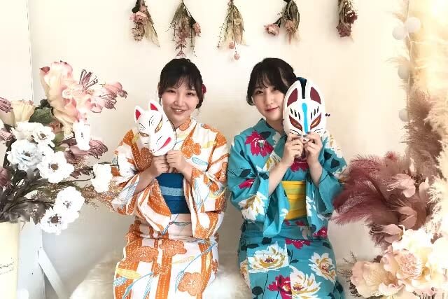 Kimono Rental by Karen Kyoto Fushimi Inari - A shrine visit in a kimono