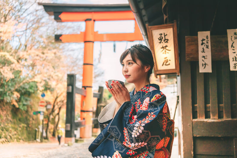 Kimono Rental (Provided by Kyoto / Kyoto Kimono Rental Yumeyakata) - Gojo is handy, but map your sightseeing route