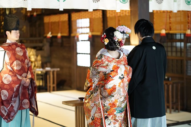 Kimono Wedding Photo Shot in Shrine Ceremony and Garden - Capturing the Beauty of a Shrine Ceremony