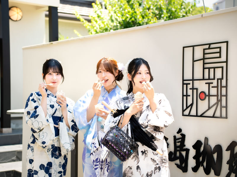 Kimono & Yukata Experience at Dazaifu Tenmangu, Fukuoka (Kimono Rental Hibiki Fukuoka Dazaifu Shop) - A kimono day near Dazaifu Tenmangu