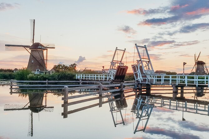 Kinderdijk and the Hague Small-Group Tour With Mauritshuis, Escher or Madurodam - Tour Itinerary