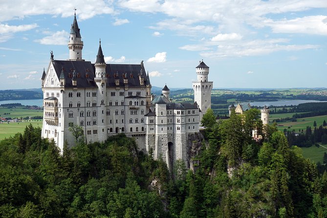 King Ludwig Castles Neuschwanstein and Linderhof Private Tour From Innsbruck - Tour Overview