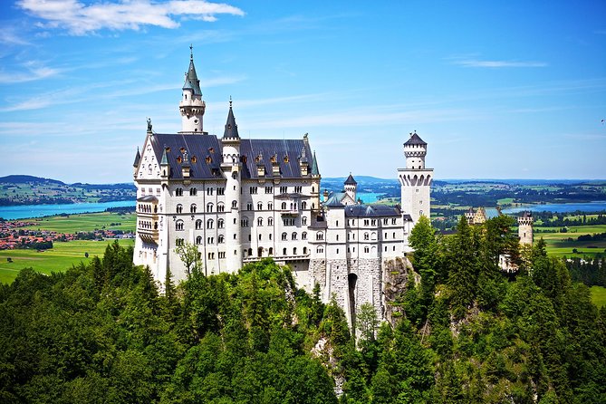 King Ludwig Castles Neuschwanstein and Linderhof Private Tour From Salzburg - Mobile Ticket and Language Options