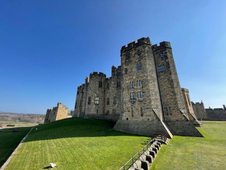 Kingdoms & Keeps: From Holy Island to Harry Potter - Tour Details