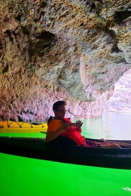 Kingman: Emerald Cave Guided Kayaking Tour - Includes